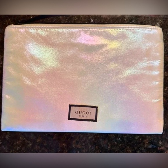 NEW Gucci Beauty Iridescent Floral Lined Cosmetic Bag - Picture 1 of 5